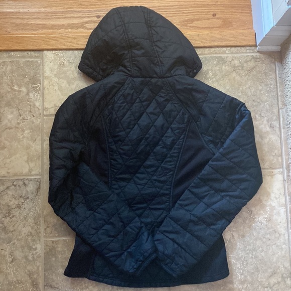 Eddie Bauer fitted quilted jacket - Picture 3 of 5